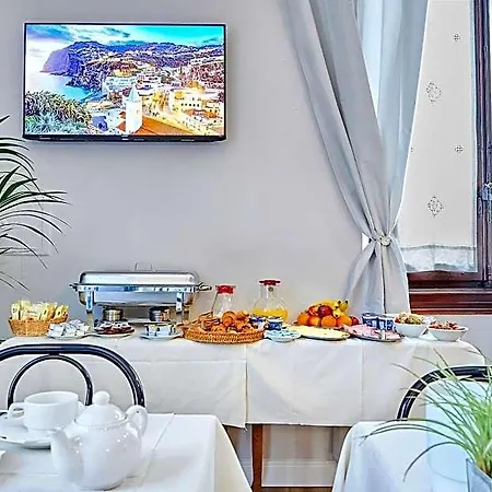 Brooklyn Otel 2*